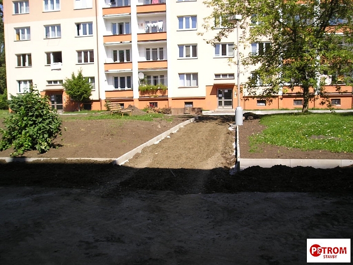 Rekonstrukce vnitrobloku sídliště Budovatelů – fotografie 3