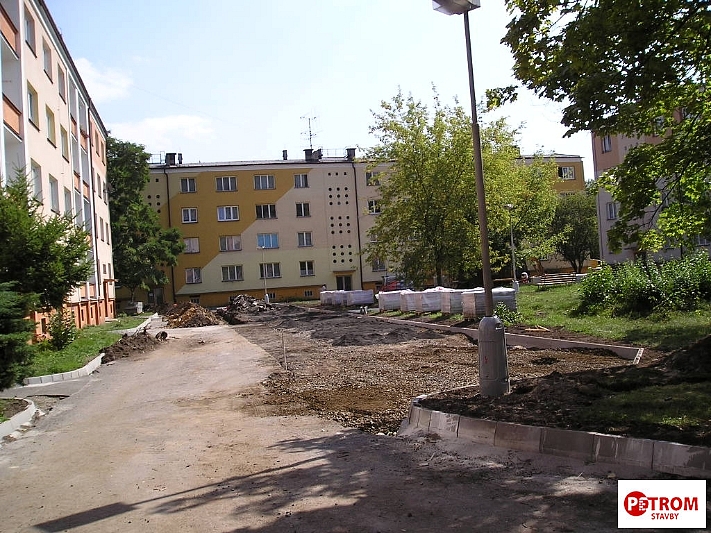Rekonstrukce vnitrobloku sídliště Budovatelů